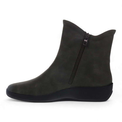 Karla Boots - Olive