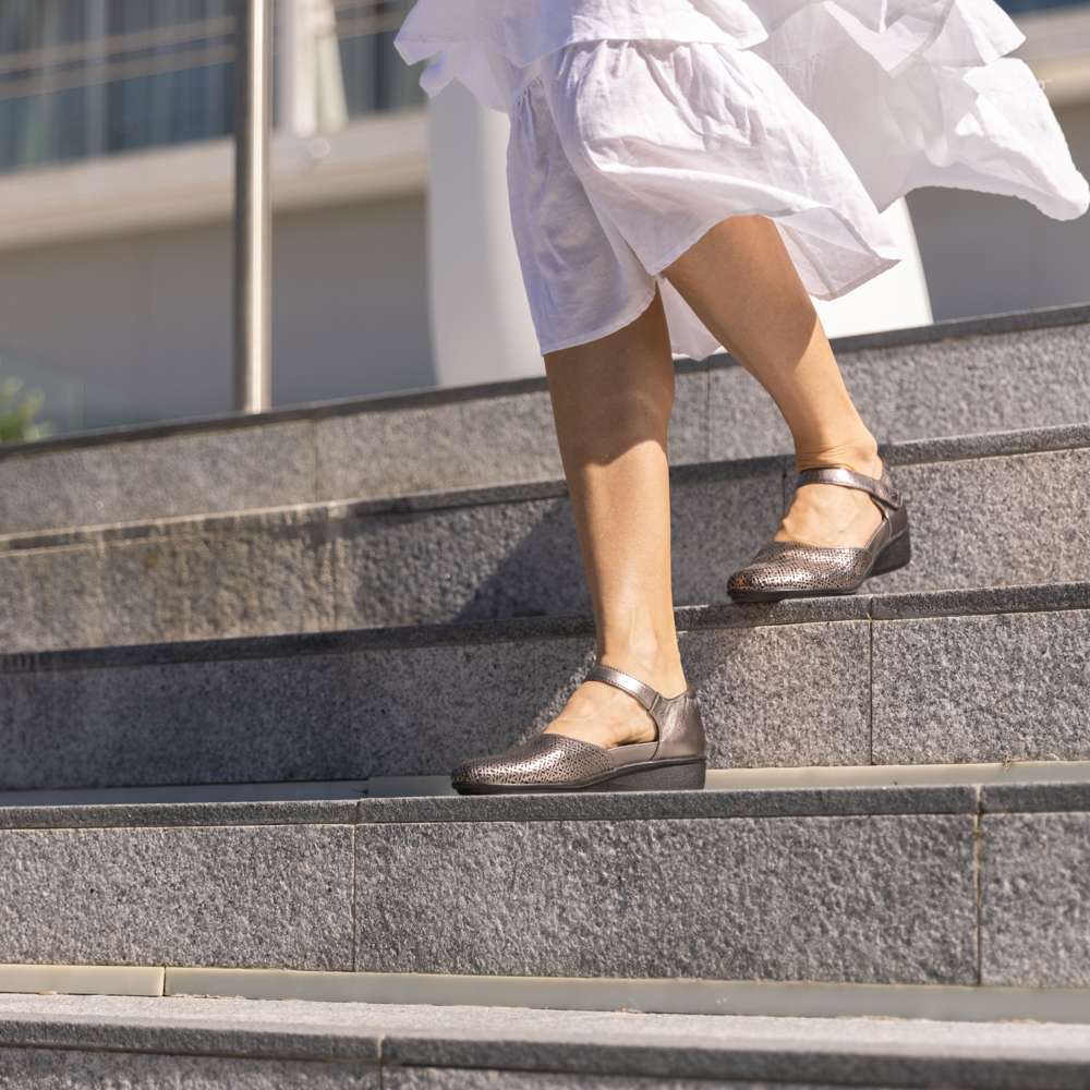 Osaka Mary-Jane - Gunmetal Laser