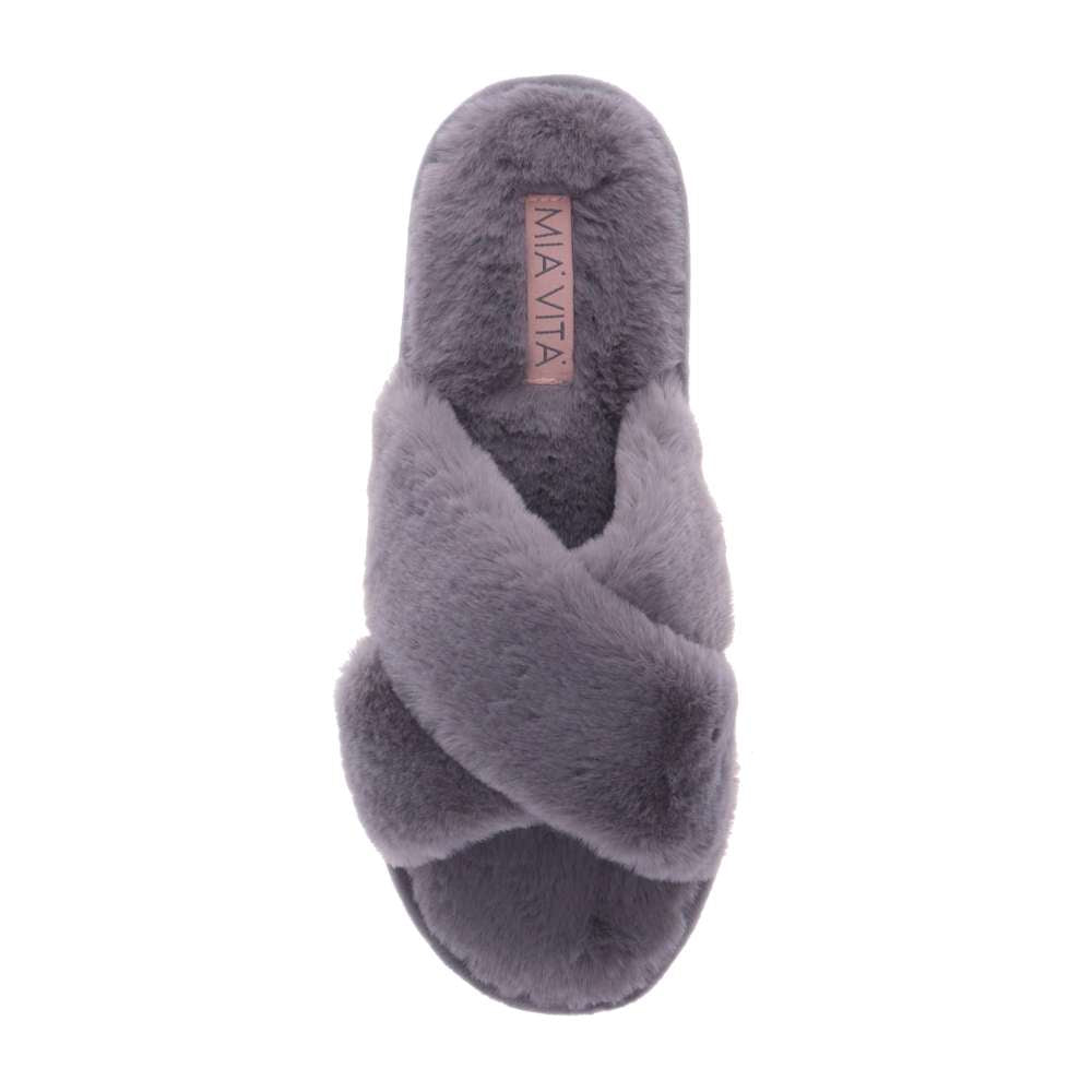 Sarah Slipper - Dust