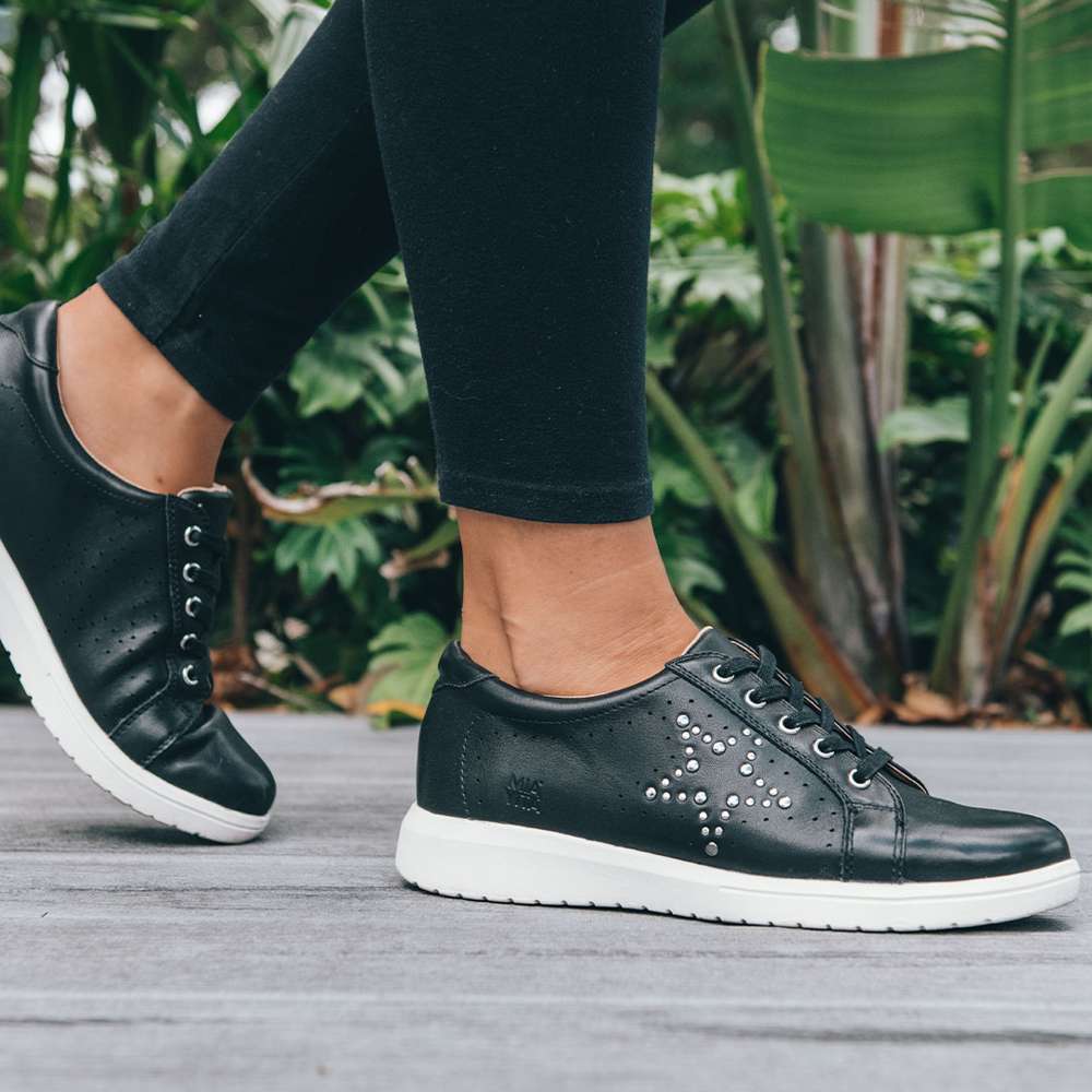 Basha Lace-Up Casual Sneaker - Black